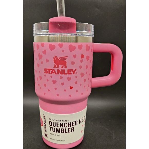 Stanley X Target Exclusive Pink Valentine 20oz NEW IN BOX limited Ed Hearts - Picture 1 of 9